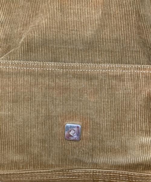 FENDI（フェンディ）FENDI (フェンディ) ショルダーバッグ ブラウンの古着・服飾アイテム