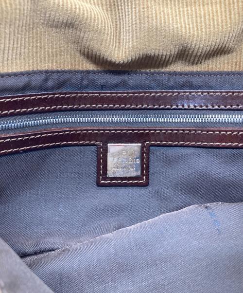 FENDI（フェンディ）FENDI (フェンディ) ショルダーバッグ ブラウンの古着・服飾アイテム