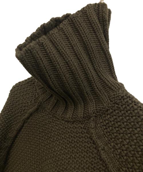 C.P COMPANY（シーピーカンパニー）C.P COMPANY (シーピーカンパニー) ウールタートルネックニット カーキ サイズ:SIZE 4の古着・服飾アイテム