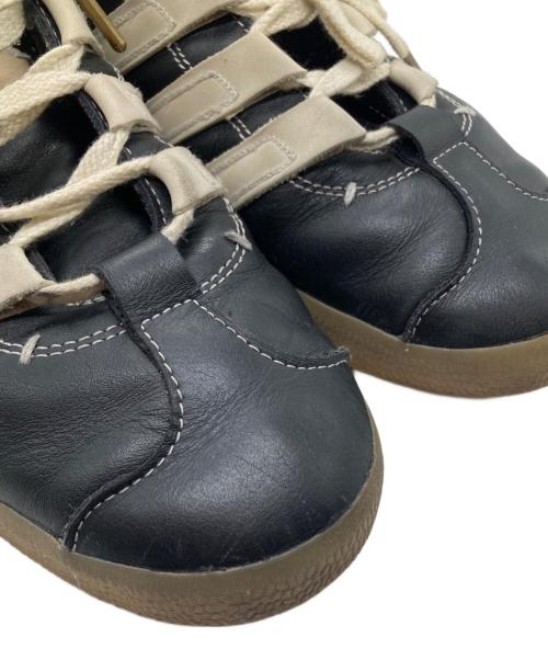 adidas（アディダス）adidas (アディダス) FOOT INDUSTRY (フットインダストリー) GAZELLEローカットスニーカー ブラック サイズ:26の古着・服飾アイテム