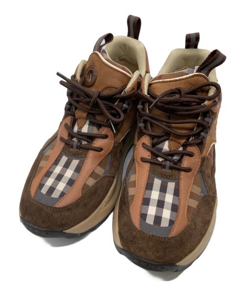 BURBERRY（バーバリー）BURBERRY (バーバリー) スニーカー - Sean 2 ブラウン サイズ:40の古着・服飾アイテム