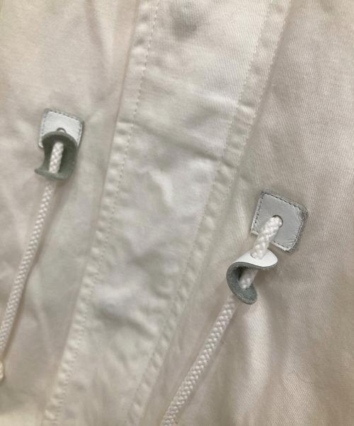 JOURNAL STANDARD（ジャーナルスタンダード）JOURNAL STANDARD (ジャーナルスタンダード) フーデッドコート ホワイト サイズ:-の古着・服飾アイテム