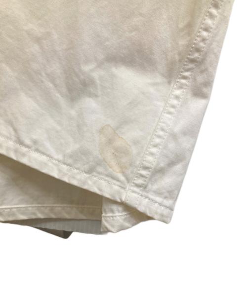 JOURNAL STANDARD（ジャーナルスタンダード）JOURNAL STANDARD (ジャーナルスタンダード) フーデッドコート ホワイト サイズ:-の古着・服飾アイテム