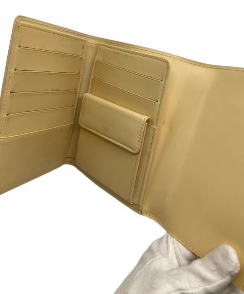 LOUIS VUITTON（ルイ ヴィトン）LOUIS VUITTON (ルイ ヴィトン) 3つ折り財布 アイボリーの古着・服飾アイテム