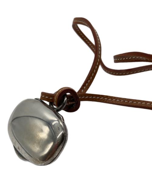 HERMES（エルメス）HERMES (エルメス) ペンダント ブラウン×シルバーの古着・服飾アイテム