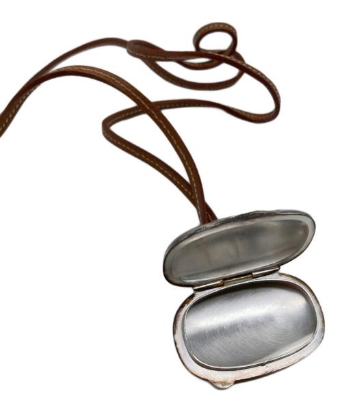 HERMES（エルメス）HERMES (エルメス) ペンダント ブラウン×シルバーの古着・服飾アイテム