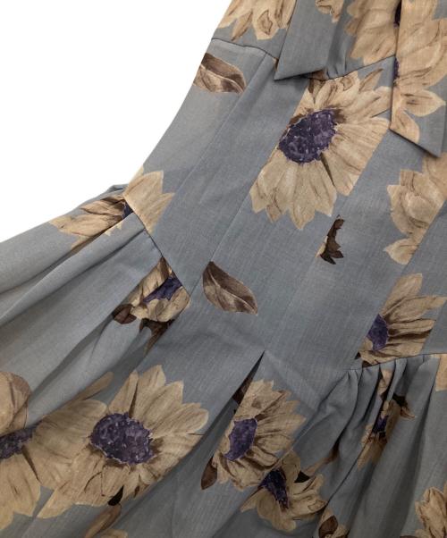 HER LIP TO（ハーリップトゥ）Her lip to (ハーリップトゥ) Sunflower-Printed Midi Dress スカイブルー サイズ:Sの古着・服飾アイテム