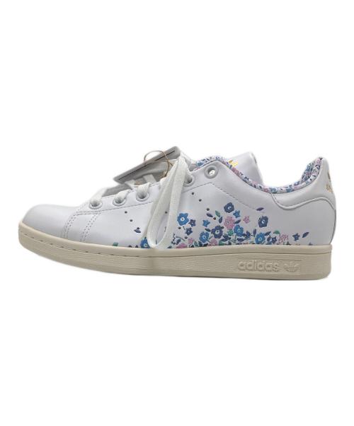 adidas（アディダス）adidas (アディダス) STAN SMITH LIBERTY LDN/ローカットスニーカー ホワイト サイズ:22.5 未使用品の古着・服飾アイテム