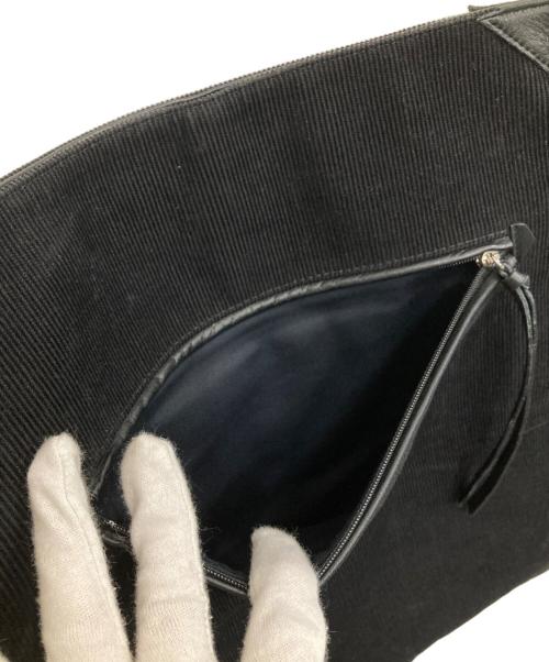 BURBERRY BLUE LABEL（バーバリー ブルー レーベル）BURBERRY BLUE LABEL (バーバリー ブルー レーベル) コーデュロイバッグ ブラックの古着・服飾アイテム