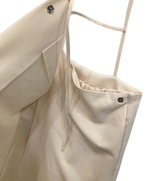 UNLIENS（アンリアン）UNLIENS (アンリアン) i line salopette アイボリー サイズ:-の古着・服飾アイテム