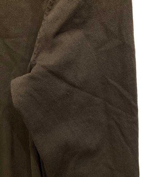 ARMANI COLLEZIONI（アルマーニ コレツィオーニ）ARMANI COLLEZIONI (アルマーニ コレツィオーニ) ジップアップニット オリーブ サイズ:48の古着・服飾アイテム