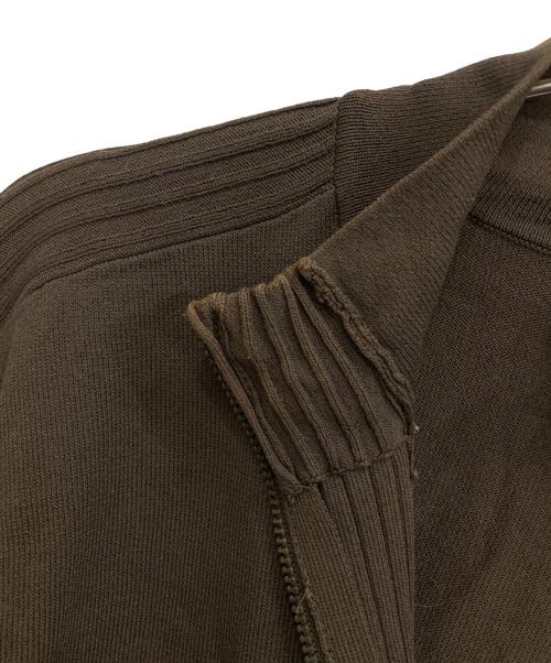ARMANI COLLEZIONI（アルマーニ コレツィオーニ）ARMANI COLLEZIONI (アルマーニ コレツィオーニ) ジップアップニット オリーブ サイズ:48の古着・服飾アイテム