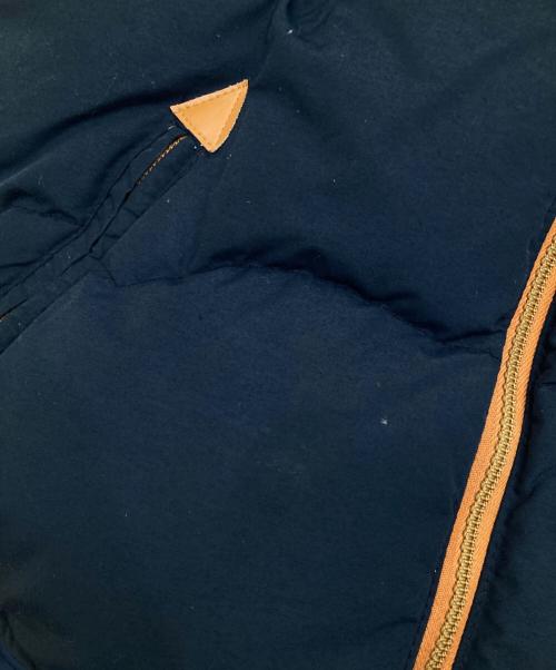 LEVI'S（リーバイス）LEVI'S (リーバイス) ダウンベスト ネイビー サイズ:XLの古着・服飾アイテム
