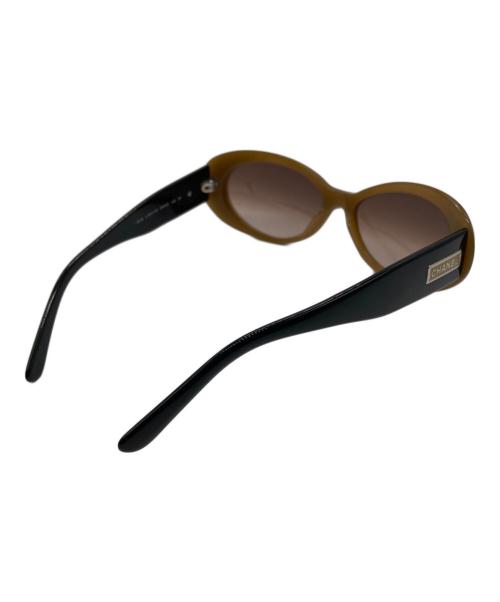 CHANEL（シャネル）CHANEL (シャネル) オーバルサングラス ブラウンの古着・服飾アイテム