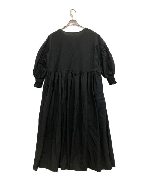 BEARDSLEY（ビアズリー）BEARDSLEY (ビアズリー) リネンギャザーワンピース ブラック サイズ:FREE 未使用品の古着・服飾アイテム