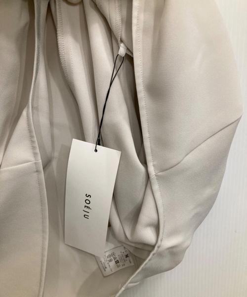 SOEJU（ソージュ）SOEJU (ソージュ) ブラウス グレー サイズ:Ｍ 未使用品の古着・服飾アイテム