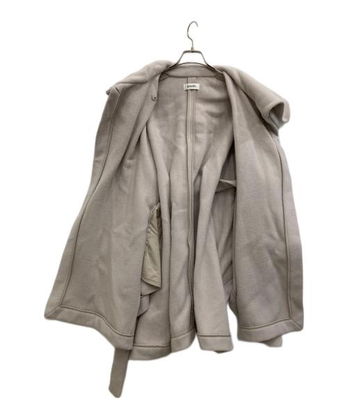 Snidel（スナイデル）Snidel (スナイデル) ポンチョ アイボリー サイズ:F 未使用品の古着・服飾アイテム
