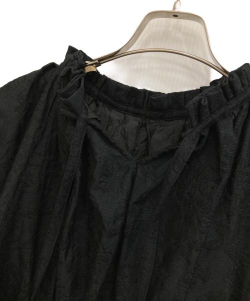 Mila Owen（ミラオーウェン）Mila Owen (ミラオーウェン) ボリュームスリーブチュニック ブラックの古着・服飾アイテム