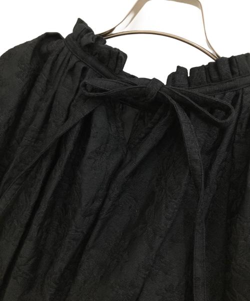 Mila Owen（ミラオーウェン）Mila Owen (ミラオーウェン) ボリュームスリーブチュニック ブラックの古着・服飾アイテム