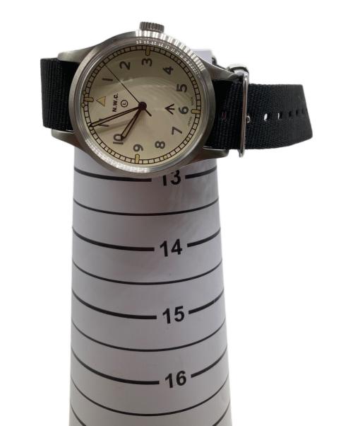 NAVAL WATCH（ナヴァル ウォッチ）NAVAL WATCH (ナヴァル ウォッチ) 腕時計 アイボリーの古着・服飾アイテム