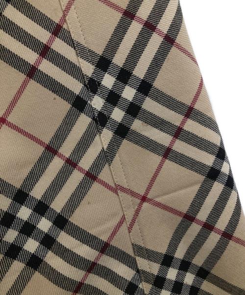 BURBERRY LONDON（バーバリーロンドン）BURBERRY LONDON (バーバリーロンドン) ノヴァチェックスカート ブラウン サイズ:34の古着・服飾アイテム