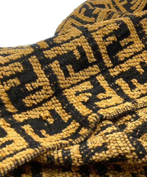 FENDI（フェンディ）FENDI (フェンディ) ズッカ柄ストール ブラウンの古着・服飾アイテム