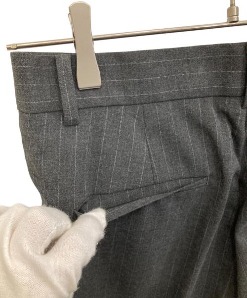 Spick and Span（スピック＆スパン）Spick and Span (スピック＆スパン) ピンストライプノータックストレートパンツ グレー サイズ:36 未使用品の古着・服飾アイテム