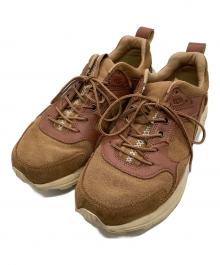 UGG（アグ）の古着「Miwo Trainer Low」｜ブラウン