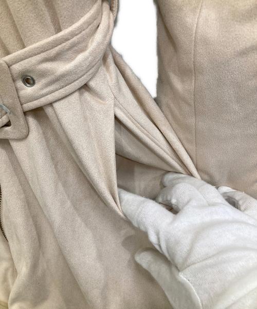 darich（ダーリッチ）darich (ダーリッチ) ファーボリュームフレアコート ベージュ サイズ:Fの古着・服飾アイテム