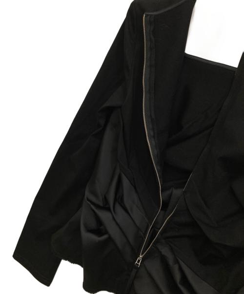 PRANK PROJECT（プランクプロジェクト）PRANK PROJECT (プランクプロジェクト) Twist Hem Top ブラック サイズ:Fの古着・服飾アイテム