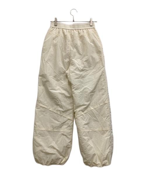 OMMO（オーエムエムオー）OMMO (オーエムエムオー) PADDING BALLOON PT アイボリー サイズ:38の古着・服飾アイテム