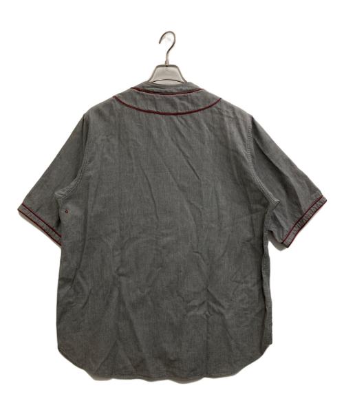 NIGEL CABOURN（ナイジェルケーボン）NIGEL CABOURN (ナイジェルケーボン) ベースボールシャツS/S グレー サイズ:50の古着・服飾アイテム