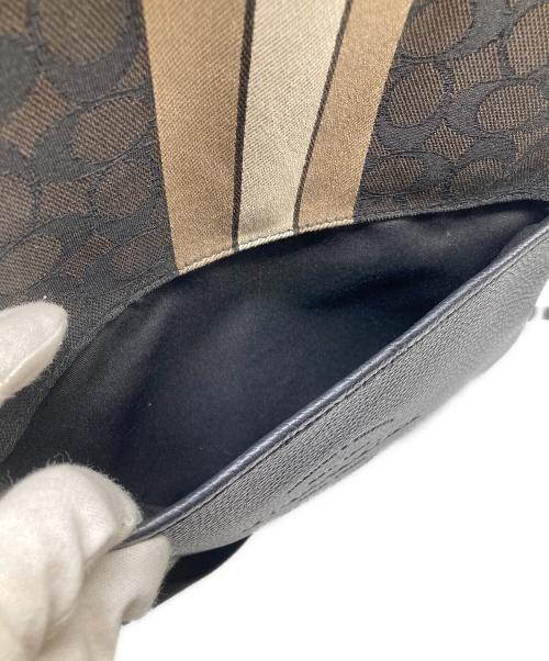 COACH（コーチ）COACH (コーチ) シグネチャー トンプソン ジャガード ヴァーシティ ストライプ バックパック ブラックの古着・服飾アイテム