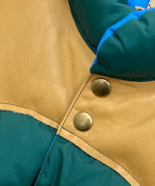 Rocky Mountain FeatherBed（ロッキーマウンテンフェザーベッド）Rocky Mountain Featherbed (ロッキーマウンテンフェザーベッド) ダウンベスト ベージュ×グリーン サイズ:SIZE 40の古着・服飾アイテム