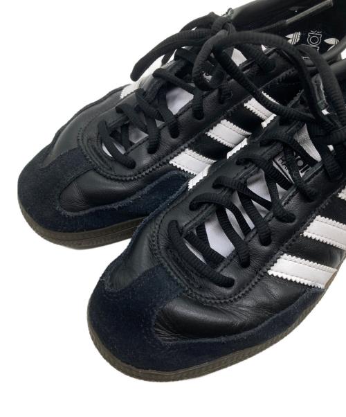 adidas（アディダス）adidas (アディダス) ローカットスニーカー ブラック サイズ:24.5の古着・服飾アイテム