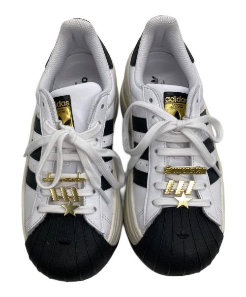 adidas（アディダス）adidas (アディダス) SUPERSTAR BOLD ホワイト サイズ:24の古着・服飾アイテム