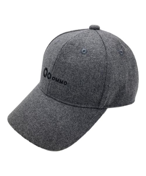 OMMO（オーエムエムオー）OMMO (オーエムエムオー) LOGO CAP グレーの古着・服飾アイテム