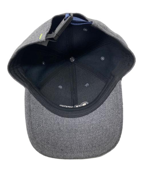 OMMO（オーエムエムオー）OMMO (オーエムエムオー) LOGO CAP グレーの古着・服飾アイテム