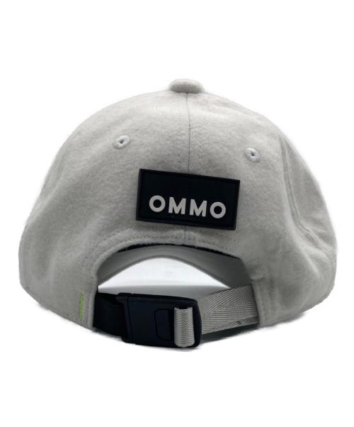 OMMO（オーエムエムオー）OMMO (オーエムエムオー) LOGO CAP ホワイト サイズ:Fの古着・服飾アイテム