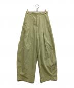 MAISON SPECIALメゾンスペシャル）の古着「Tuck Cocoon Color Pants」｜黄緑