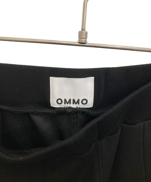 OMMO（オーエムエムオー）OMMO (オーエムエムオー) FRONT TUCK SEMI TAPERED PT ブラック サイズ:38の古着・服飾アイテム