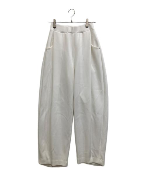 OMMO（オーエムエムオー）OMMO (オーエムエムオー) FRONT TUCK SEMI TAPERED PT ホワイト サイズ:38の古着・服飾アイテム