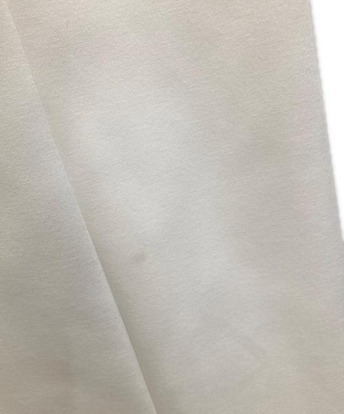 OMMO（オーエムエムオー）OMMO (オーエムエムオー) FRONT TUCK SEMI TAPERED PT ホワイト サイズ:38の古着・服飾アイテム