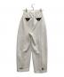 OMMO (オーエムエムオー) FRONT TUCK SEMI TAPERED PT ホワイト サイズ:38：13000円