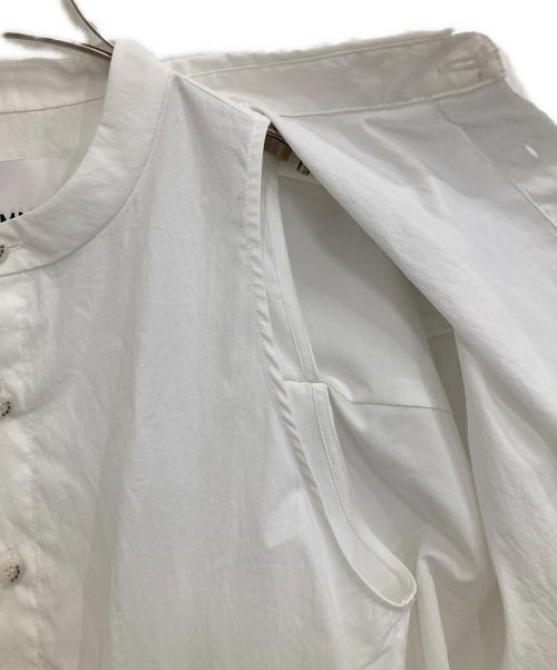 OMMO（オーエムエムオー）OMMO (オーエムエムオー) 2WAY TUCK LAYERED SHIRT ホワイト サイズ:FREEの古着・服飾アイテム