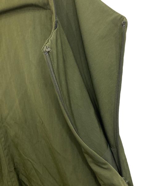 OMMO（オーエムエムオー）OMMO (オーエムエムオー) LAYERED BALLOON CAMI OP オリーブ サイズ:Freeの古着・服飾アイテム