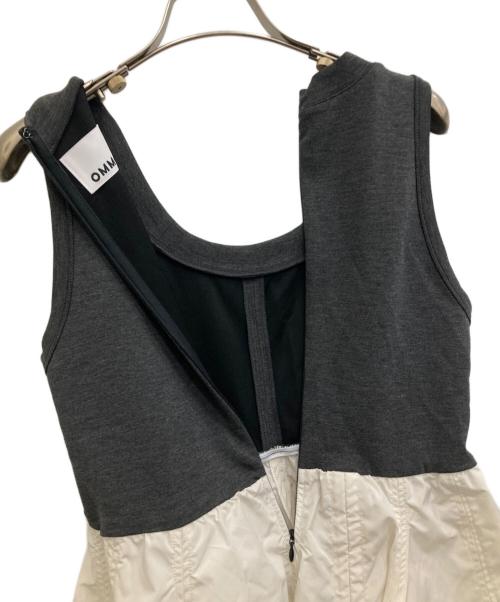 OMMO（オーエムエムオー）OMMO (オーエムエムオー) GATHER DOCKING TANK グレー サイズ:38の古着・服飾アイテム
