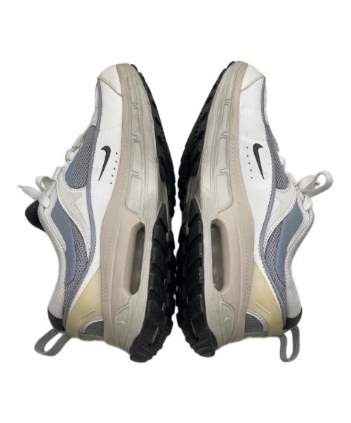 NIKE（ナイキ）NIKE (ナイキ) ローカットスニーカー ホワイト サイズ:25の古着・服飾アイテム