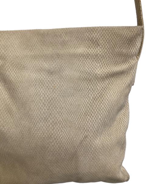 LOEWE（ロエベ）LOEWE (ロエベ) ショルダーバッグ アイボリーの古着・服飾アイテム
