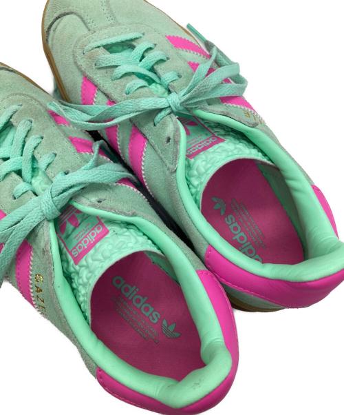 adidas（アディダス）adidas (アディダス) GAZELLE BOLD/ローカットスニーカー ピンク×ミントグリーン サイズ:23の古着・服飾アイテム